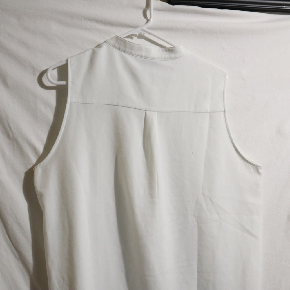 Spank White Sleeveless Top 21061R - Picture 8 of 11